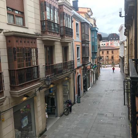 Apartamento En Pleno Centro Catedral Oviedo Exterior photo